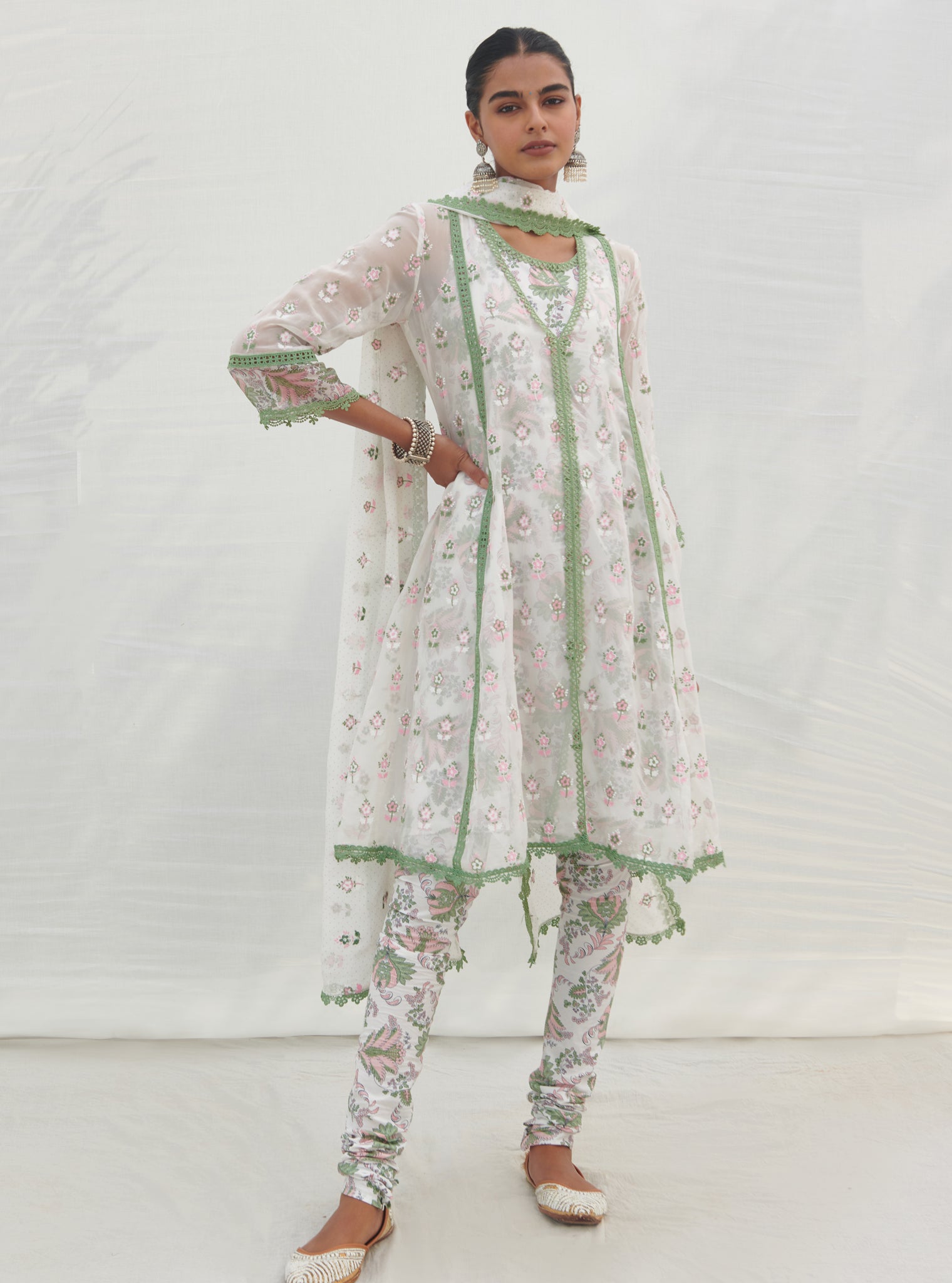 Mulmul Organza Leilani Green Kurta With Mulmul Cotton Leilani Churidar Green Pyajami