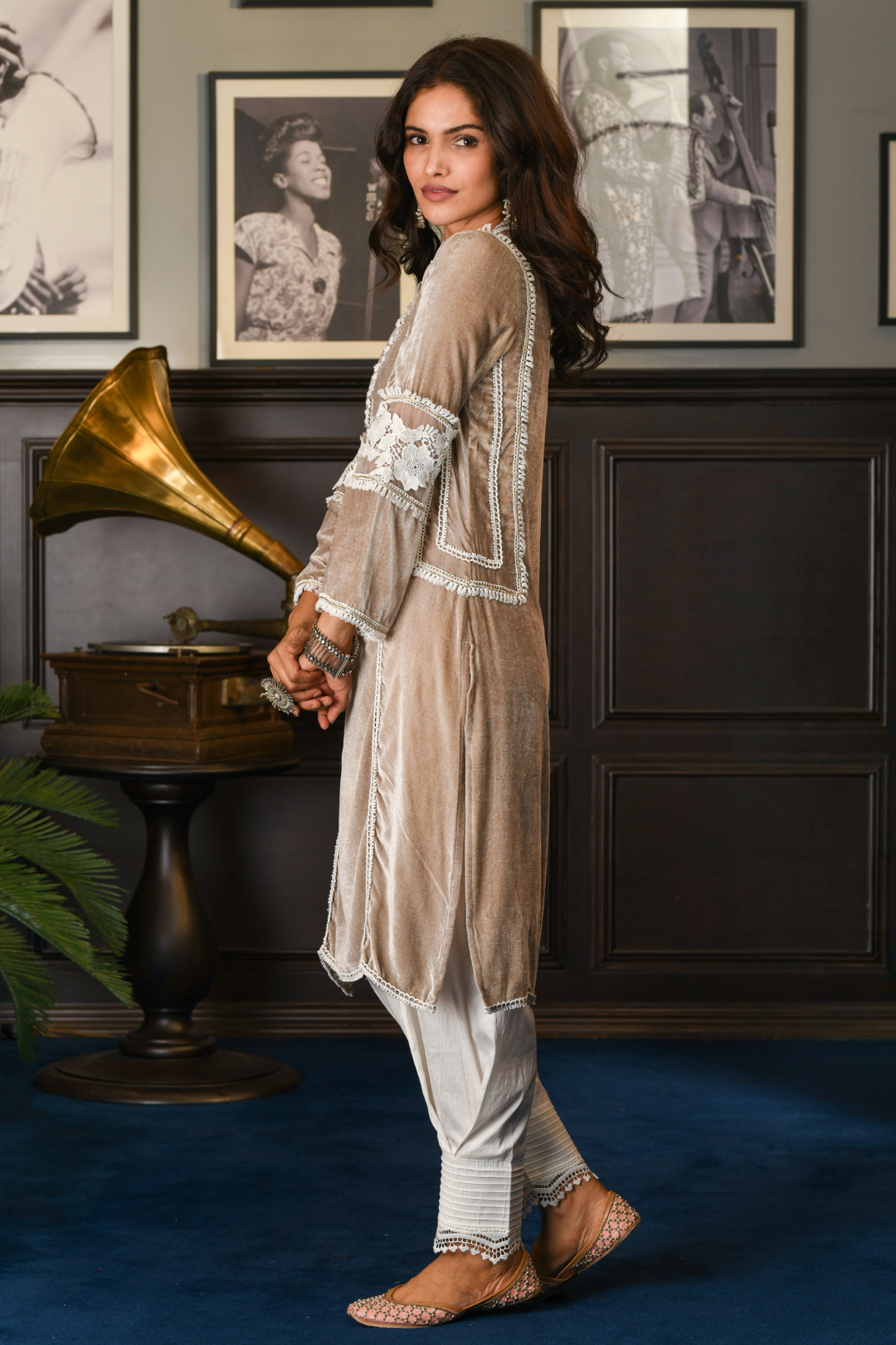 Makhmal Areca Kurta with Front Pleated Pyajama