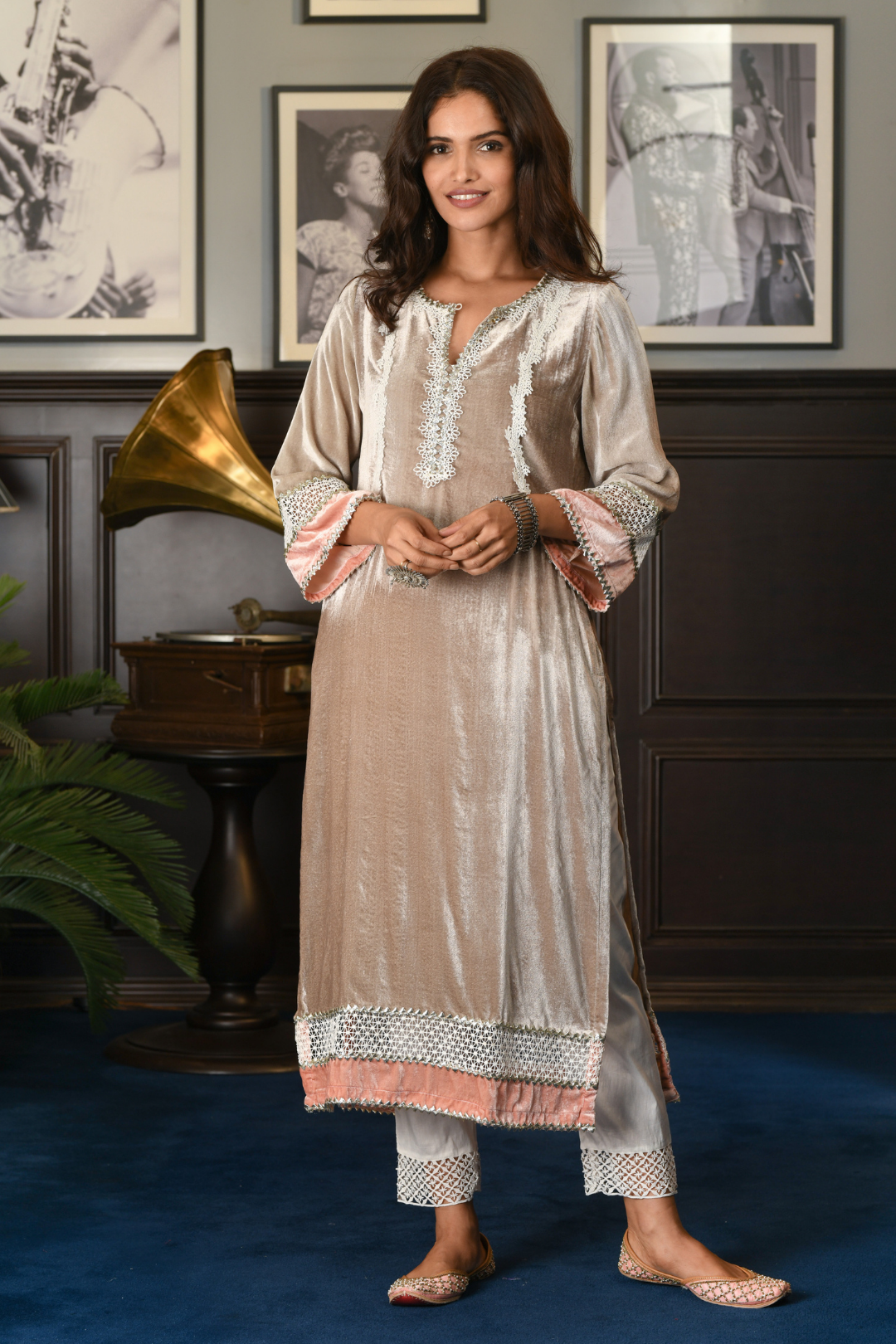 Makhmal Birch Kurta