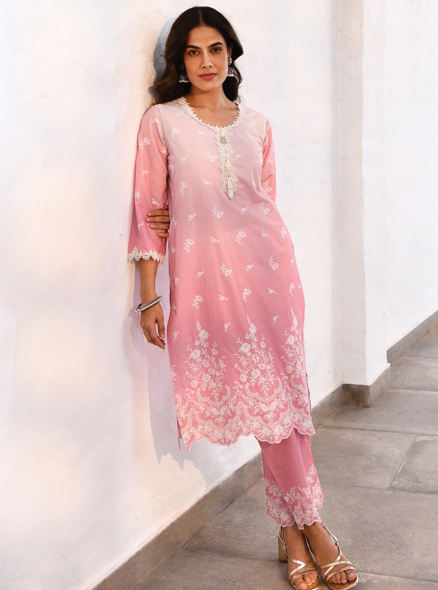 Mulmul Cotton Mandre Pink Kurta With Mulmul Cotton Mandre Pink Pant