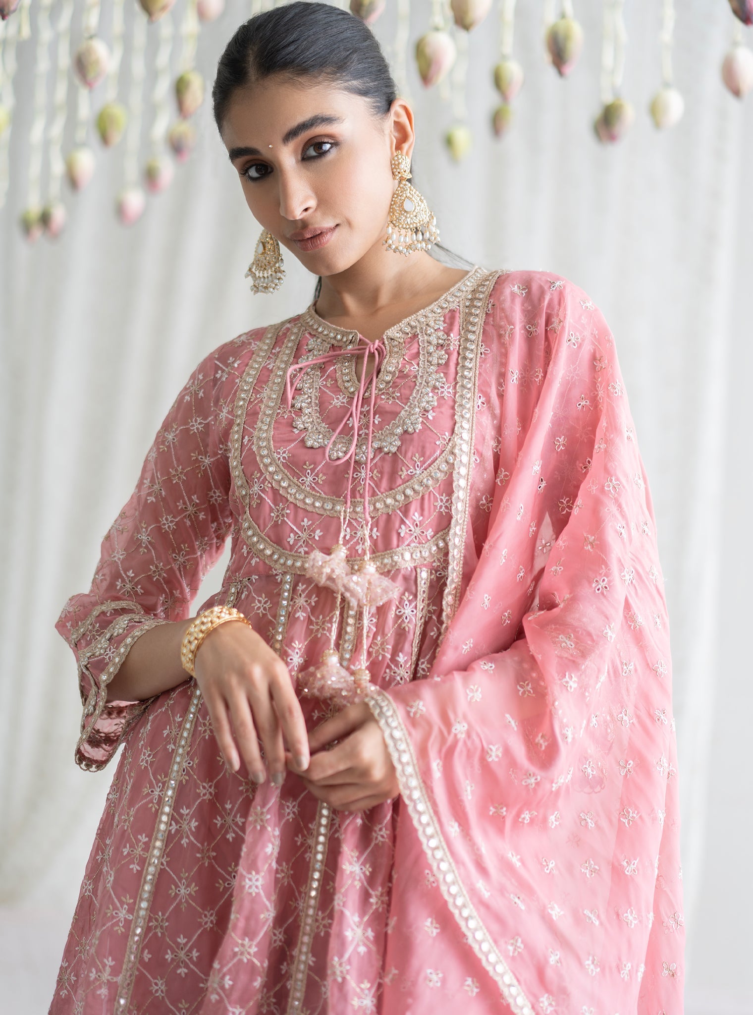 Mulmul Organza Rasiya Anarkali Mauve Kurta With Mulmul Cupro Rasiya Mauve Pant