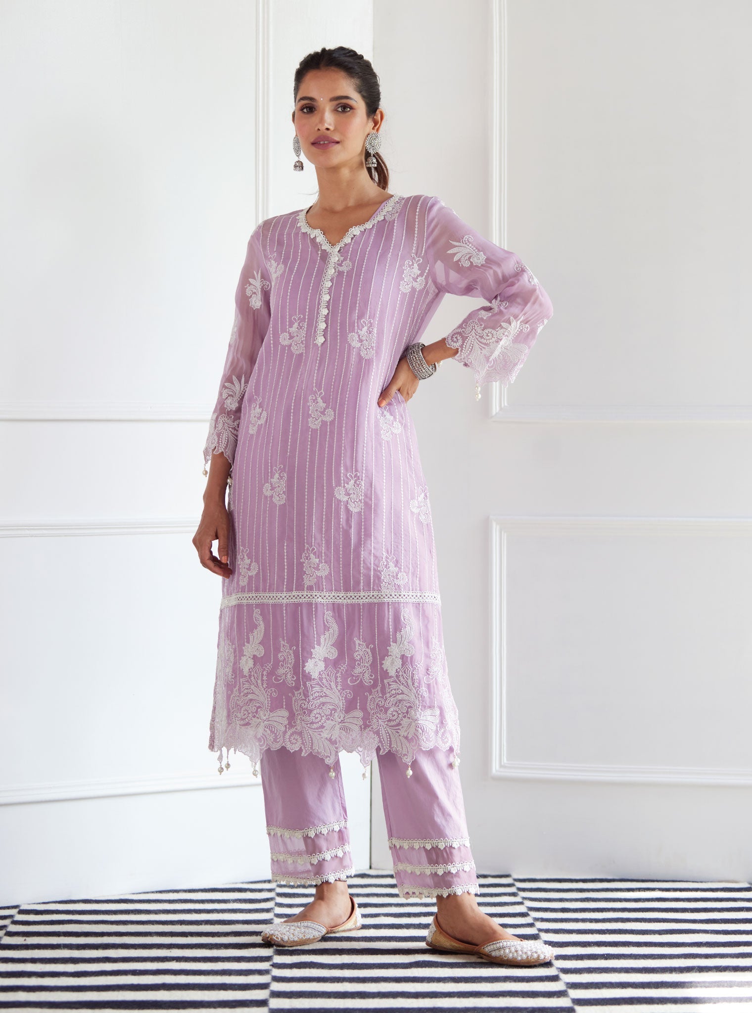 Mulmul Organza Reece Lilac Kurta With Mulmul Cotton Reece Lilac Pant