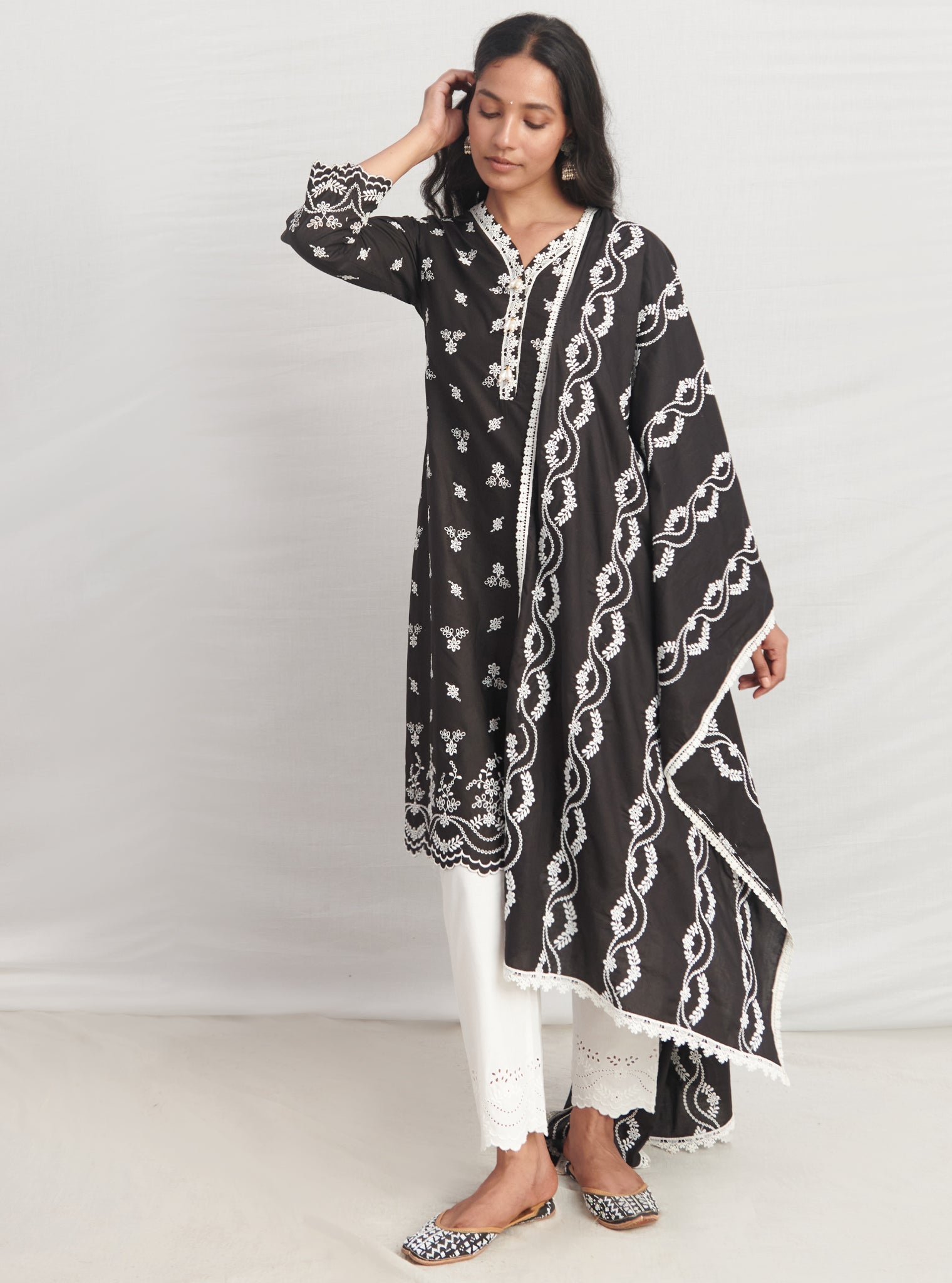 Mulmul Cotton Satari Black Kurta With Mulmul Cotton Satari White Pant