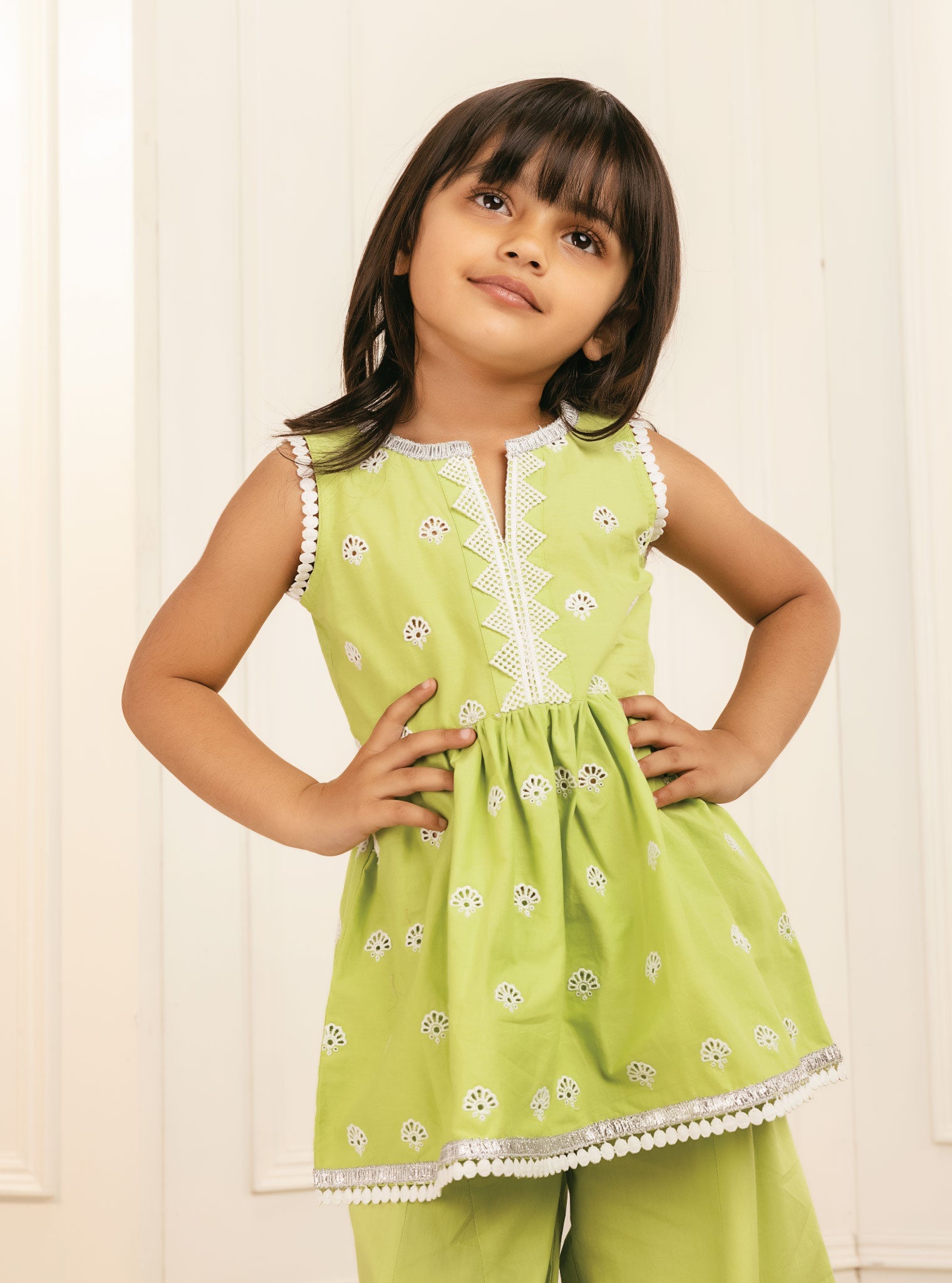 Mulmul Cotton Figo Light Green Kurta With Figo Light Green Sharara