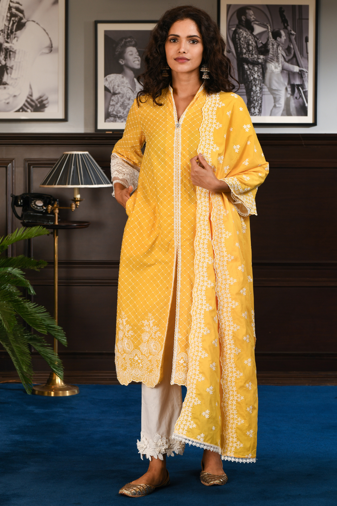 Mulmul Cotton Cayo Yellow Kurta With Hibiscus Pants