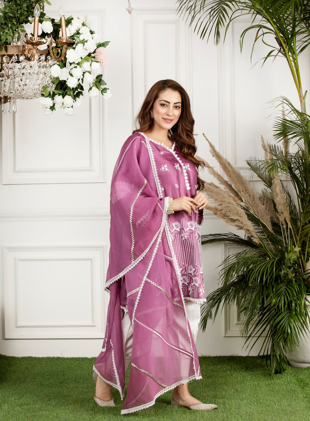 Mulmul Rosemallow Kurta With Front Pleated Pyjamas