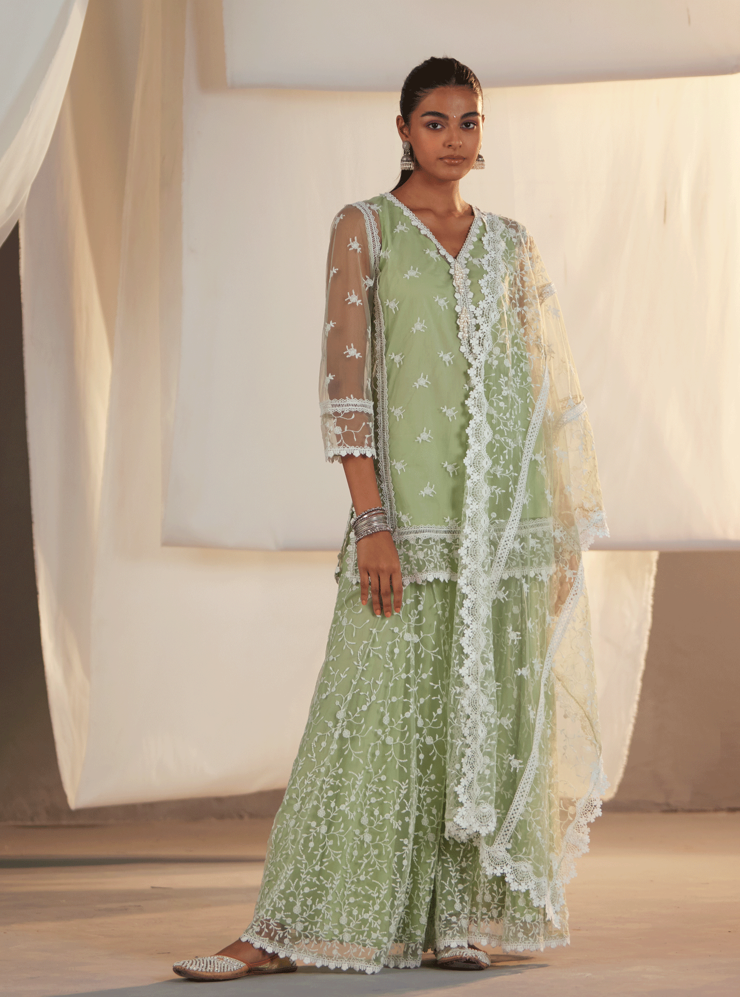 Mulmul Net Odyssey Green Kurta With Odyssey Green Sharara