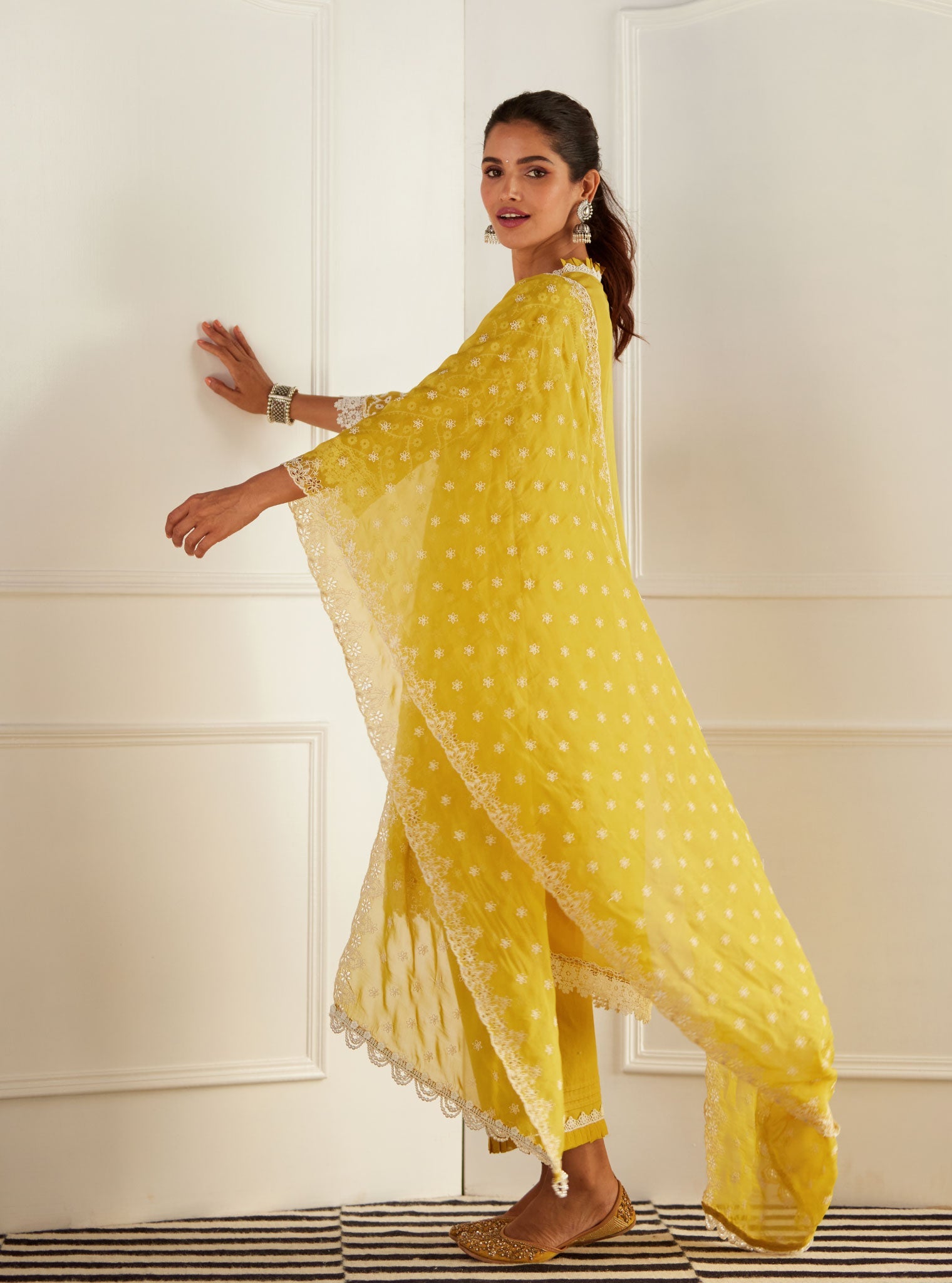 Mulmul Organza Pharis Yellow Kurta With Cotton Pharis Yellow Pant