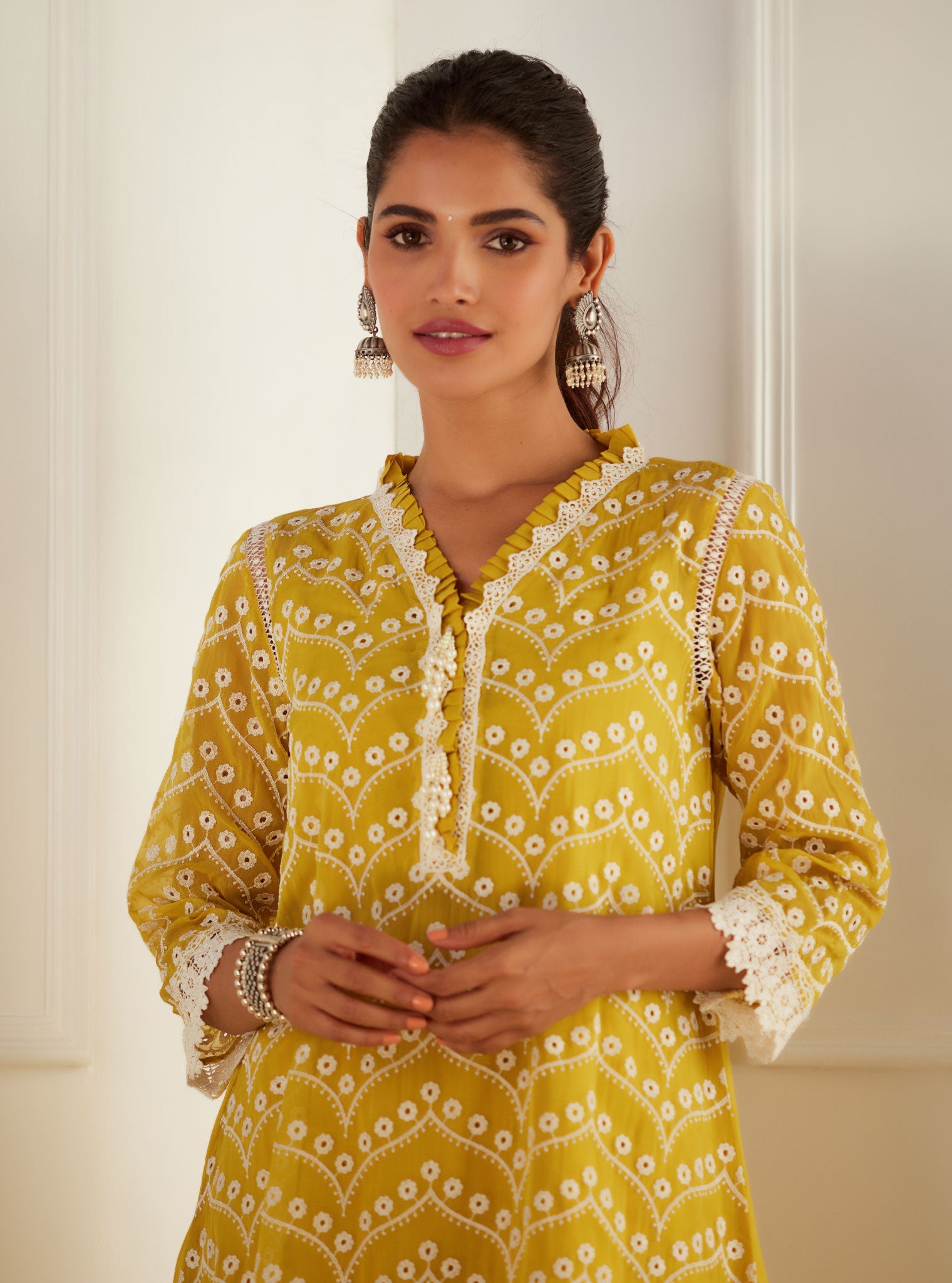 Mulmul Organza Pharis Yellow Kurta With Cotton Pharis Yellow Pant