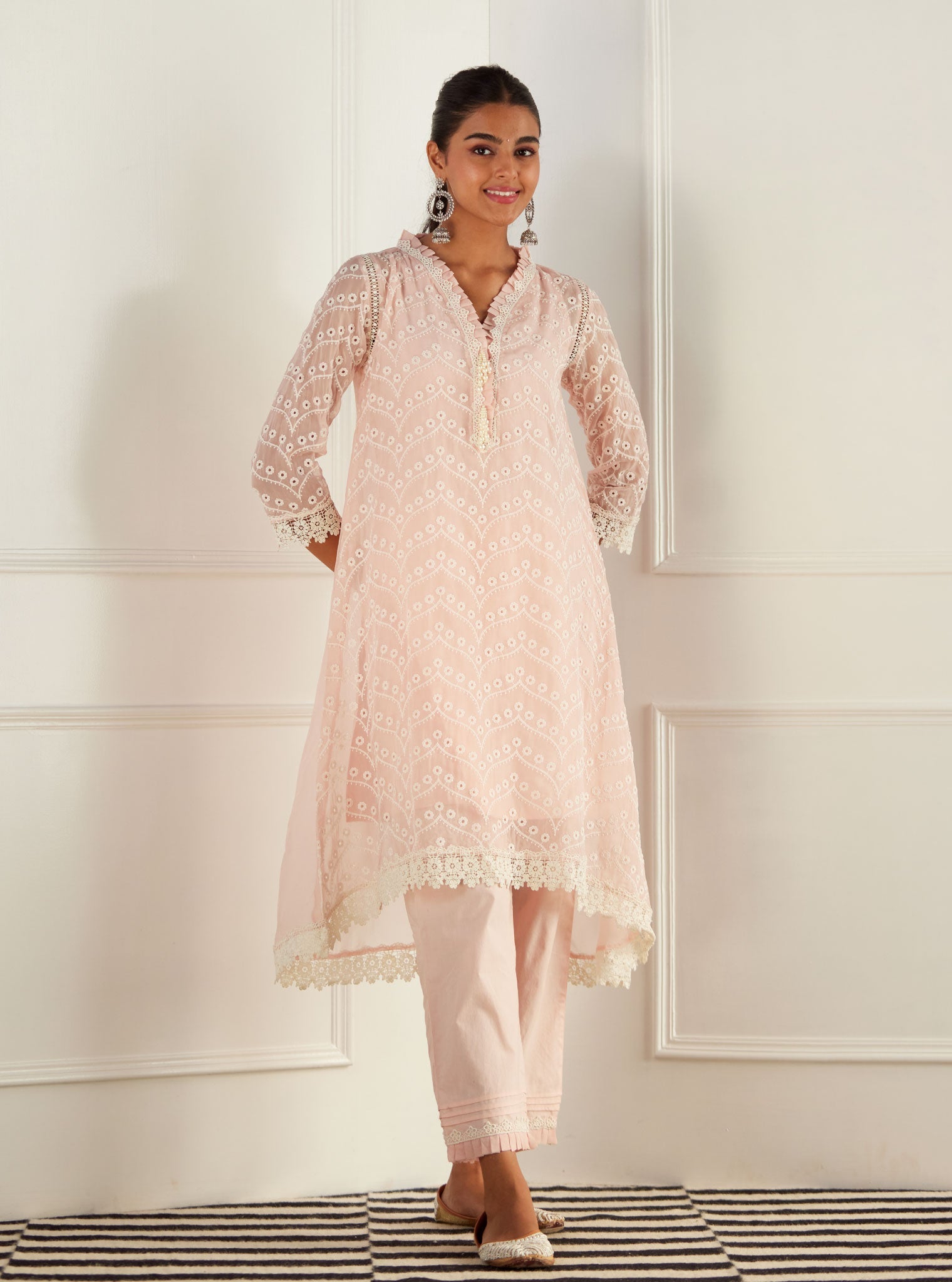 Mulmul Organza Pharis Pink Kurta With Cotton Pharis Pink Pant