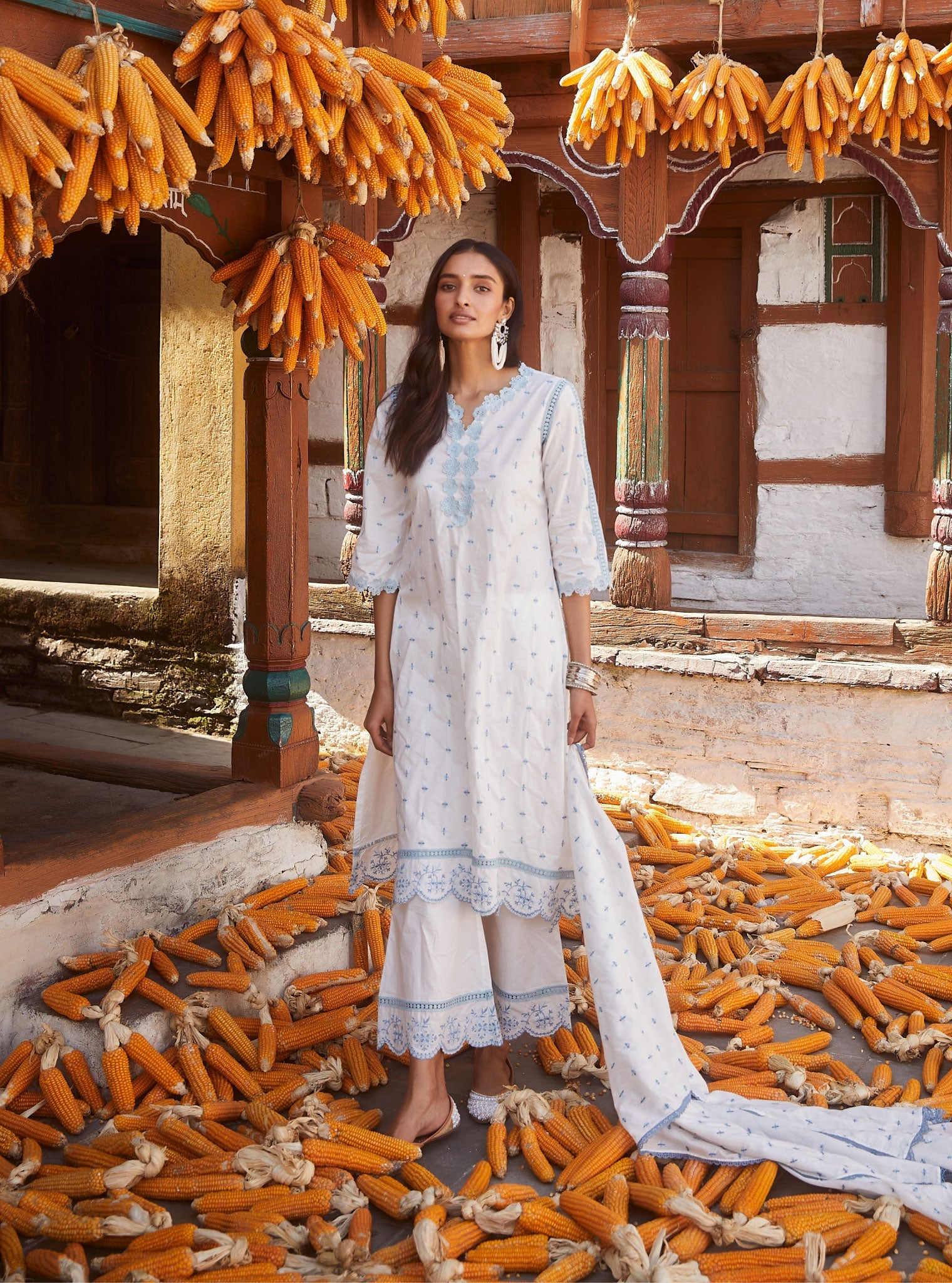 Mulmul Cotton Phey White Kurta With Phey White Palazzo