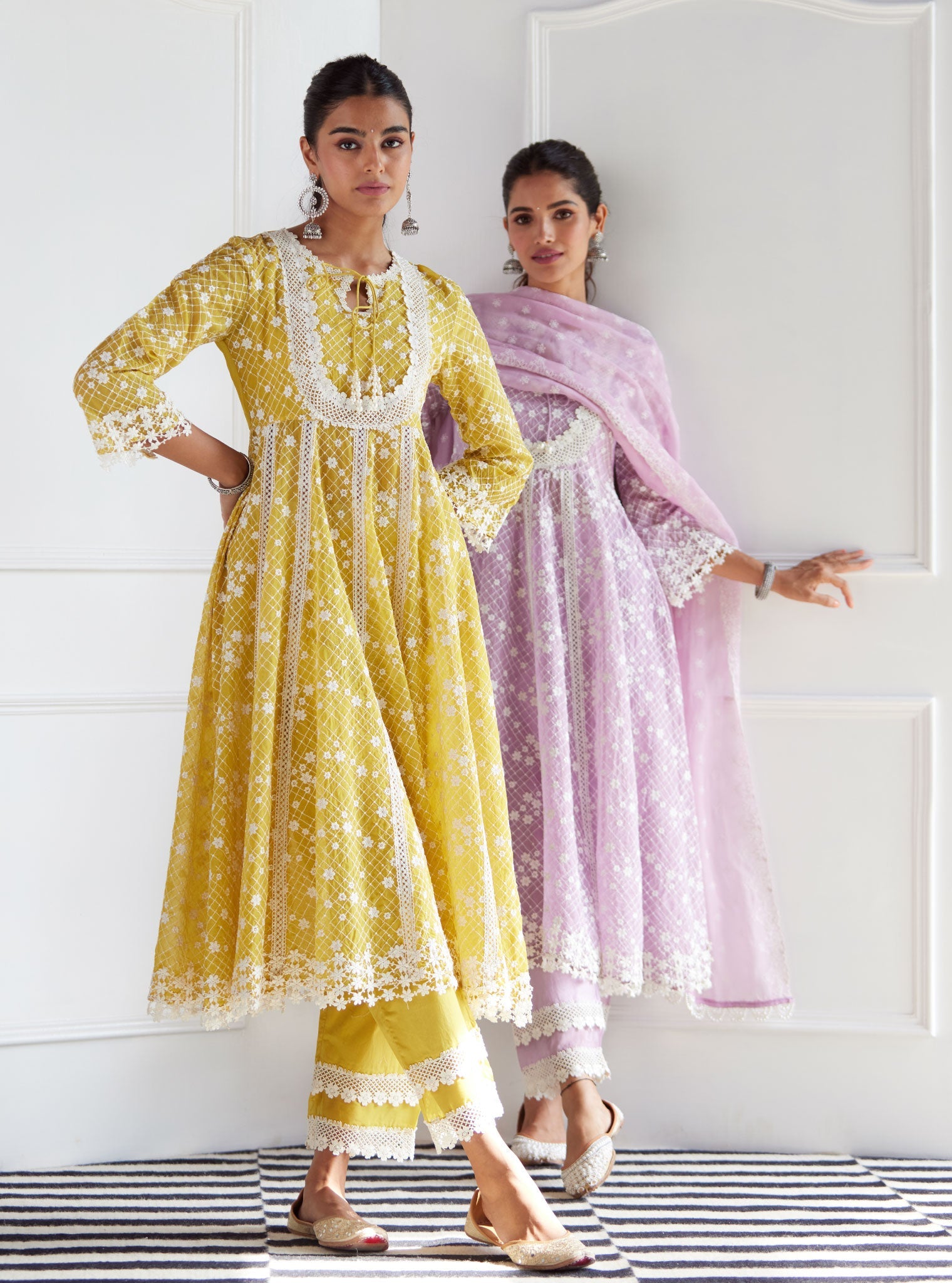 Mulmul Organza Zola Lilac Anarkali Kurta With Mulmul Cotton Zola Lilac Pant